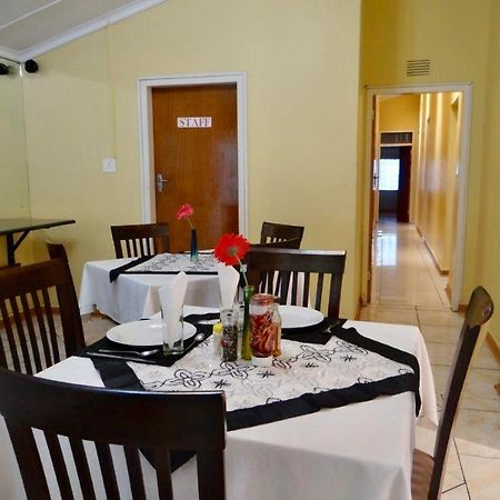 Lilliz Guest House Mthatha Exterior foto